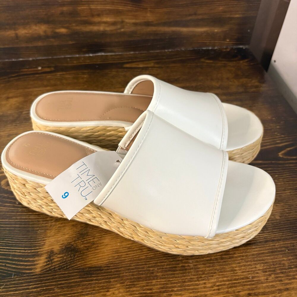 Time And Tru White Platform Sandals Size 9